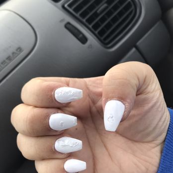 Lovely Nails - Nail Salons Near Me - Indianapolis, Indiana
