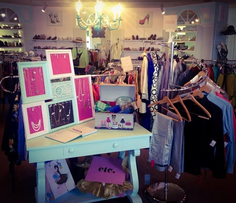 Love Me 2 Times Consignment Boutique