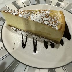 Toscana Trattoria Ristorante Italiano - Fabulous crème brûlée cheesecake!