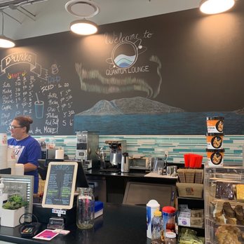 Quantum Laundry Lounge - a man at the counter - Laundromat Near Me - Anchorage, Alaska