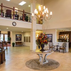 Oakmont of Redding - Oakmont Senior Living's Luxury Retirement Community in Redding, CA.