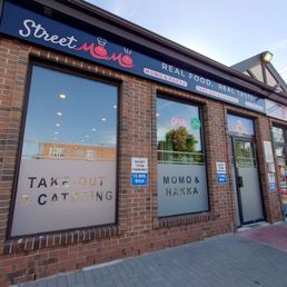 Street Momo, Scarborough