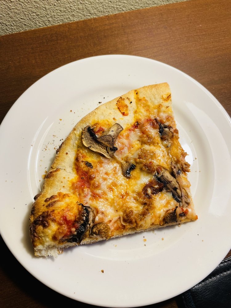 IRON HORSE TAP Updated September 2024 37 Photos & 49 Reviews 11