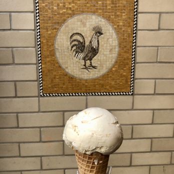 Humphry Slocombe - Sugar cone w/single scoop of Earl Grey Tea and Cake ice cream - Ice Cream & Frozen Yogurt Near Me - San Francisco, California Humphry Slocombe - Sugar cone w/single scoop of Earl Grey Tea and Cake ice cream - Ice Cream & Frozen Yogurt Near Me - San Francisco, California