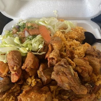 El Coqui - Chicharron de pollo plate w/ yellow rice - Puerto Rican Near Me - Leominster, Massachusetts