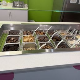 So many toppings! So many toppings!