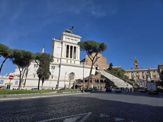 Scooteroma Tours - Private Vespa & Scooter tours of Rome by null