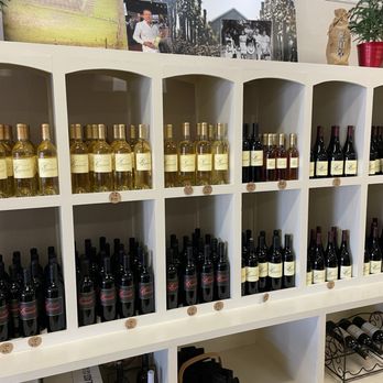 Gustavo Wine - Wines - Wine Tasting Room Near Me - Napa, California Gustavo Wine - Wines - Wine Tasting Room Near Me - Napa, California