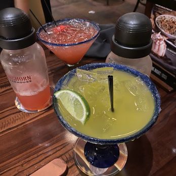 LongHorn Steakhouse - Strawberry Margarita Mango Margarita - Steakhouses Near Me - Orlando, Florida LongHorn Steakhouse - Strawberry Margarita Mango Margarita - Steakhouses Near Me - Orlando, Florida