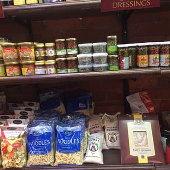 Feast On Hampton - Delis Near Me - Hampton, VIC Feast On Hampton - Delis Near Me - Hampton, VIC