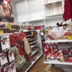 Bed Bath & Beyond -- 330 Patriot Place, Foxborough            Interior