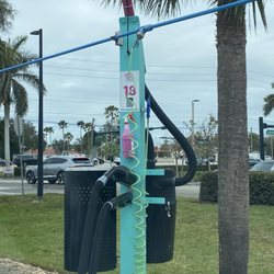 El Car Wash - North Naples - Glass spray, two different vacuums & dust spray