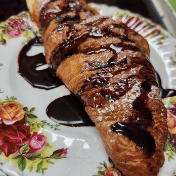 The Modern Rose - Chocolate croissant - Coffee & Tea Near Me - Deerfield Beach, Florida The Modern Rose - Chocolate croissant - Coffee & Tea Near Me - Deerfield Beach, Florida