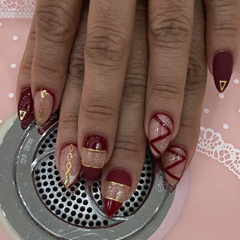 Sparkling Snail - Nail Salons Near Me - Astoria, New York