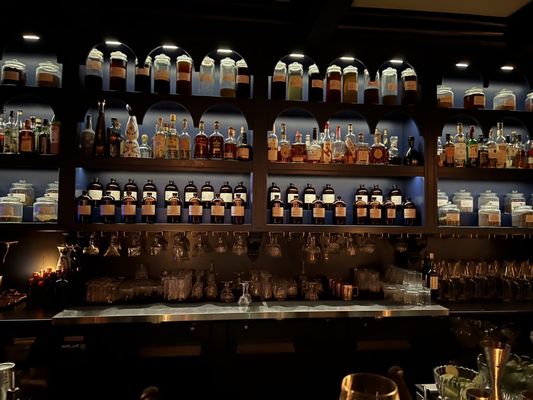 PREQUEL & CO. APOTHECARY by null