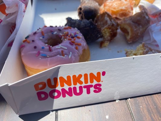 Dunkin' by null