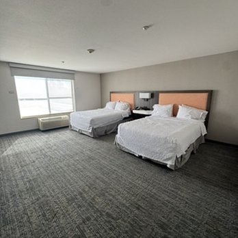 Hampton Inn and Suites Seal Beach - Hotels Near Me - Seal Beach, California Hampton Inn and Suites Seal Beach - Hotels Near Me - Seal Beach, California