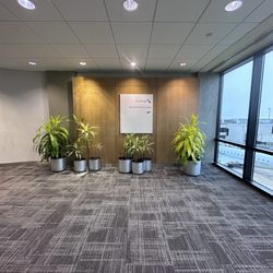 Admirals Club PHL Terminal F - Entrance to lounge.