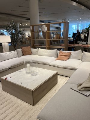 Crate & Barrel by null