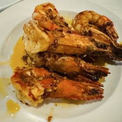 Maranao Grill - Big Prawns in tasty buttery, garlic sauce.