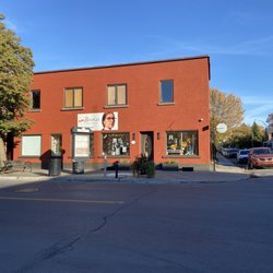 Lunetterie Barakat - Notre lunetterie existe depuis 25 ans . Fraîchement déménager dans ce nouvel emplacement sur la promenade fleury toujours.