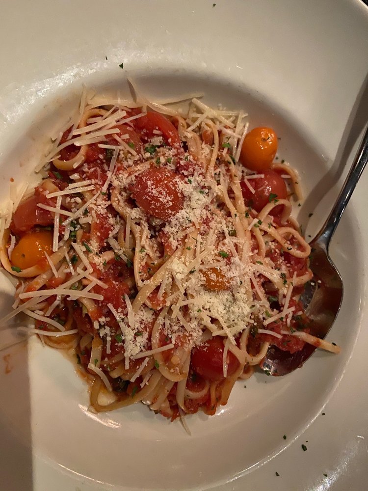 JOHNNY’S ITALIAN STEAKHOUSE Italian Restaurant 8390 Market St