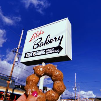 Liliha Bakery - Mochi donuts - Bakeries Near Me - Honolulu, Hawaii