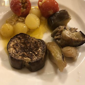 Antica Trattoria Tritone - Complimentary appetizer - Trattorie Near Me - Rome, RM