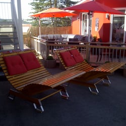 B1 Lounge