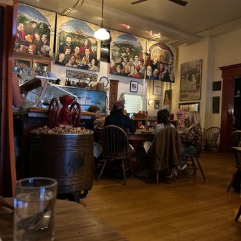 Gino's - Italian Near Me - Portland, Oregon Gino's - Italian Near Me - Portland, Oregon
