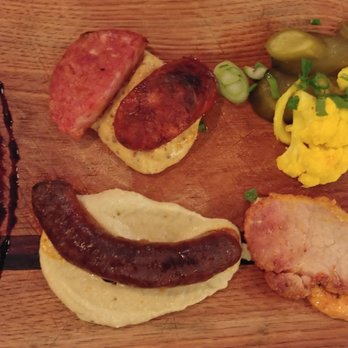Medina Cafe - Breakfast & Brunch Near Me - Vancouver, British Columbia