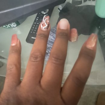 Lucky Nails - Broken mail after 3 days - Nail Salons Near Me - Dolton, Illinois Lucky Nails - Broken mail after 3 days - Nail Salons Near Me - Dolton, Illinois