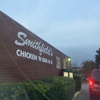 Smithfield's Chicken 'N Bar-B-Q - Barbeque Near Me - Wake Forest, North Carolina