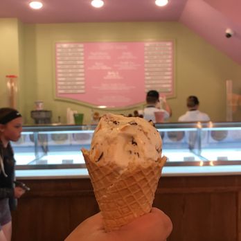 Hazel Marie's - Ice Cream & Frozen Yogurt Near Me - Plainfield, Illinois