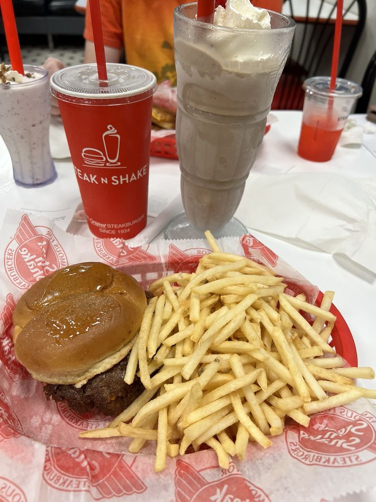 STEAK ’N SHAKE Updated October 2024 99 Photos & 249 Reviews 6070