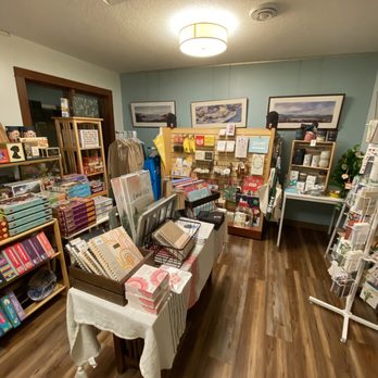 Cream & Amber - Gift room - Cafes Near Me - Hopkins, Minnesota Cream & Amber - Gift room - Cafes Near Me - Hopkins, Minnesota