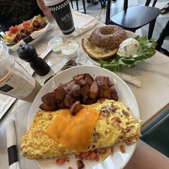 Mitch's Downtown - Bagels Near Me - Coral Springs, Florida