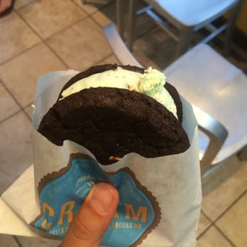 CREAM - Tuxedo + mint ice cream = amazing :-D - Desserts Near Me - Berkeley, California