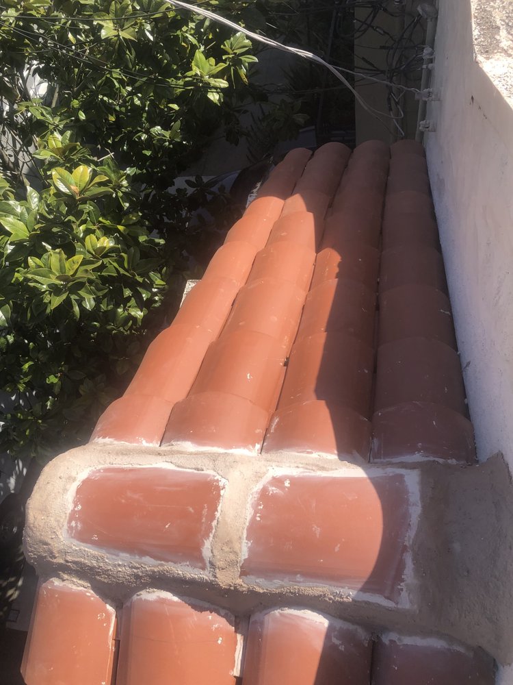 Slide of Redwood Roofing