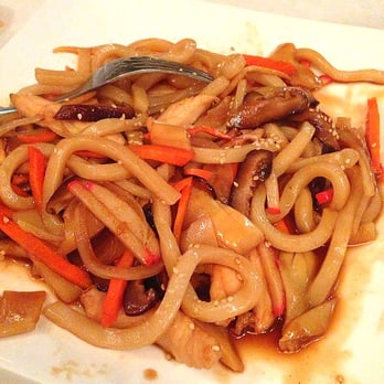Fontana Sushi - Stir Fried Udon - Sushi Bars Near Me - Littleton, Colorado