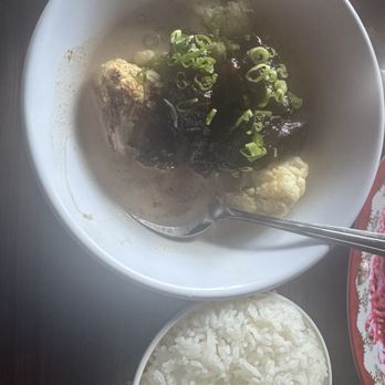 Eem - White Curry with Brisket - Cocktail Bars Near Me - Portland, Oregon