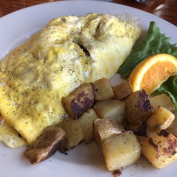 Sound View Cafe - Omelet and potatoes - Breakfast & Brunch Near Me - Seattle, Washington Sound View Cafe - Omelet and potatoes - Breakfast & Brunch Near Me - Seattle, Washington