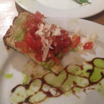 Canto da Vila Bistrô - Amazing buschetta at Canto da Vila - Made with love! - Portuguese Near Me - Lisbon, 11