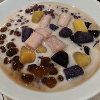 Mango Mango Dessert - Grass jelly taro - this gave me a serious case of food poisoning...DO NOT GET - Desserts Near Me - New York, New York Mango Mango Dessert - Grass jelly taro - this gave me a serious case of food poisoning...DO NOT GET - Desserts Near Me - New York, New York