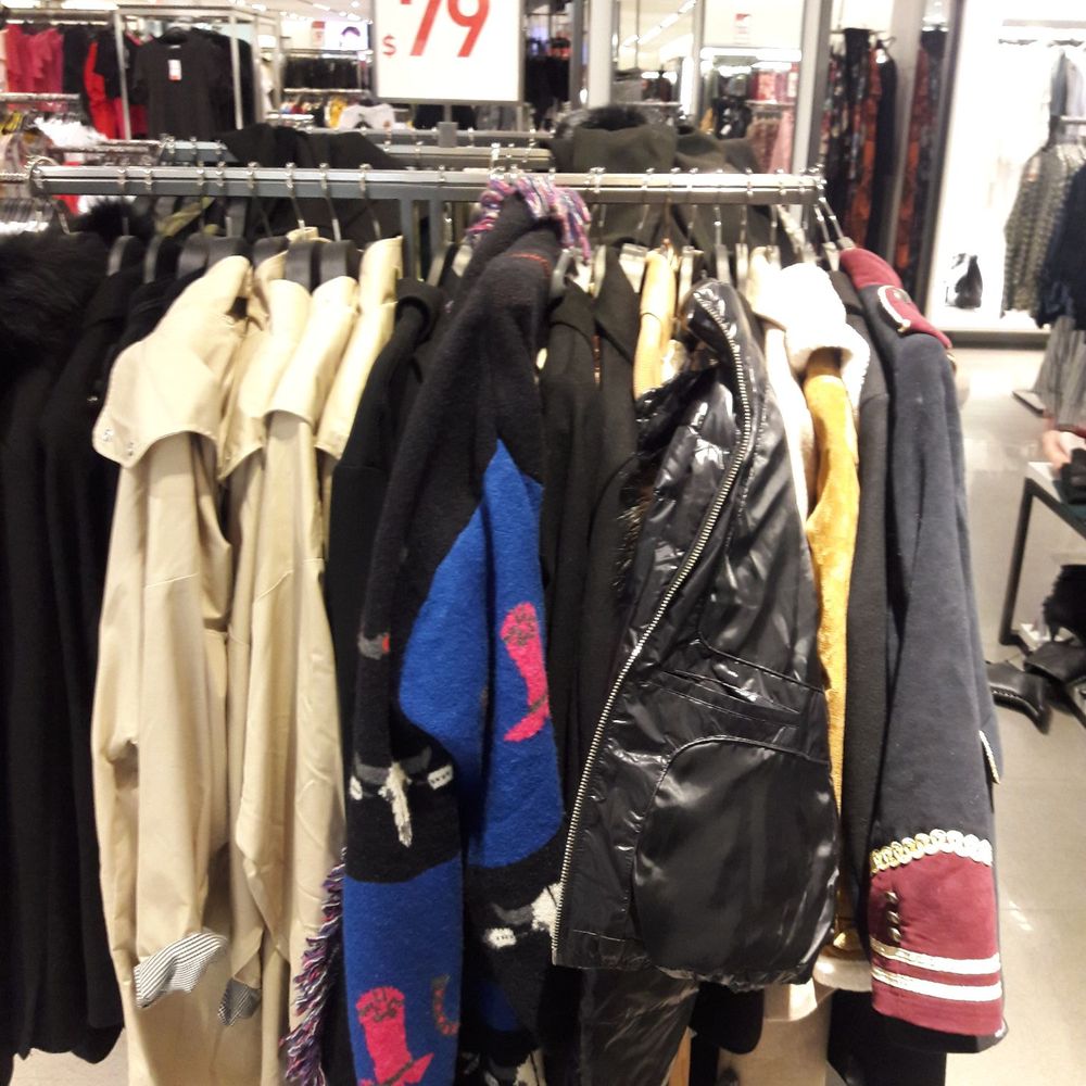 Zara - Huge sale going on - Women's Clothing Near Me - Glendale, California Zara - Huge sale going on - Women's Clothing Near Me - Glendale, California