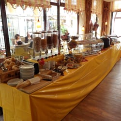 Lather's - Sonntags Brunch