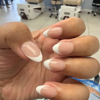 79 Nail Lounge - Nail Technicians Near Me - Lakewood, California