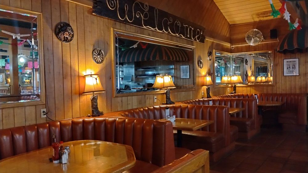 La Palma Mexican Bar and Grill