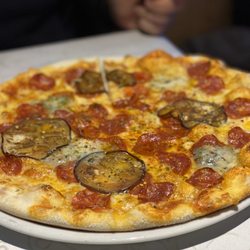 Gusto - Pizza Fuego. Super tasty, even from someone who disagrees with the principle of Gorgonzola on pizza. Late lunch, Monday 6 January 2020.