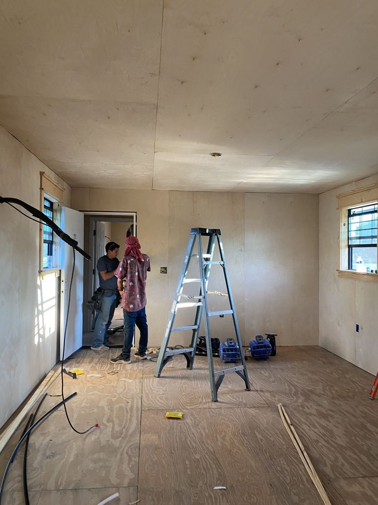 Slide of Lopezz Construction